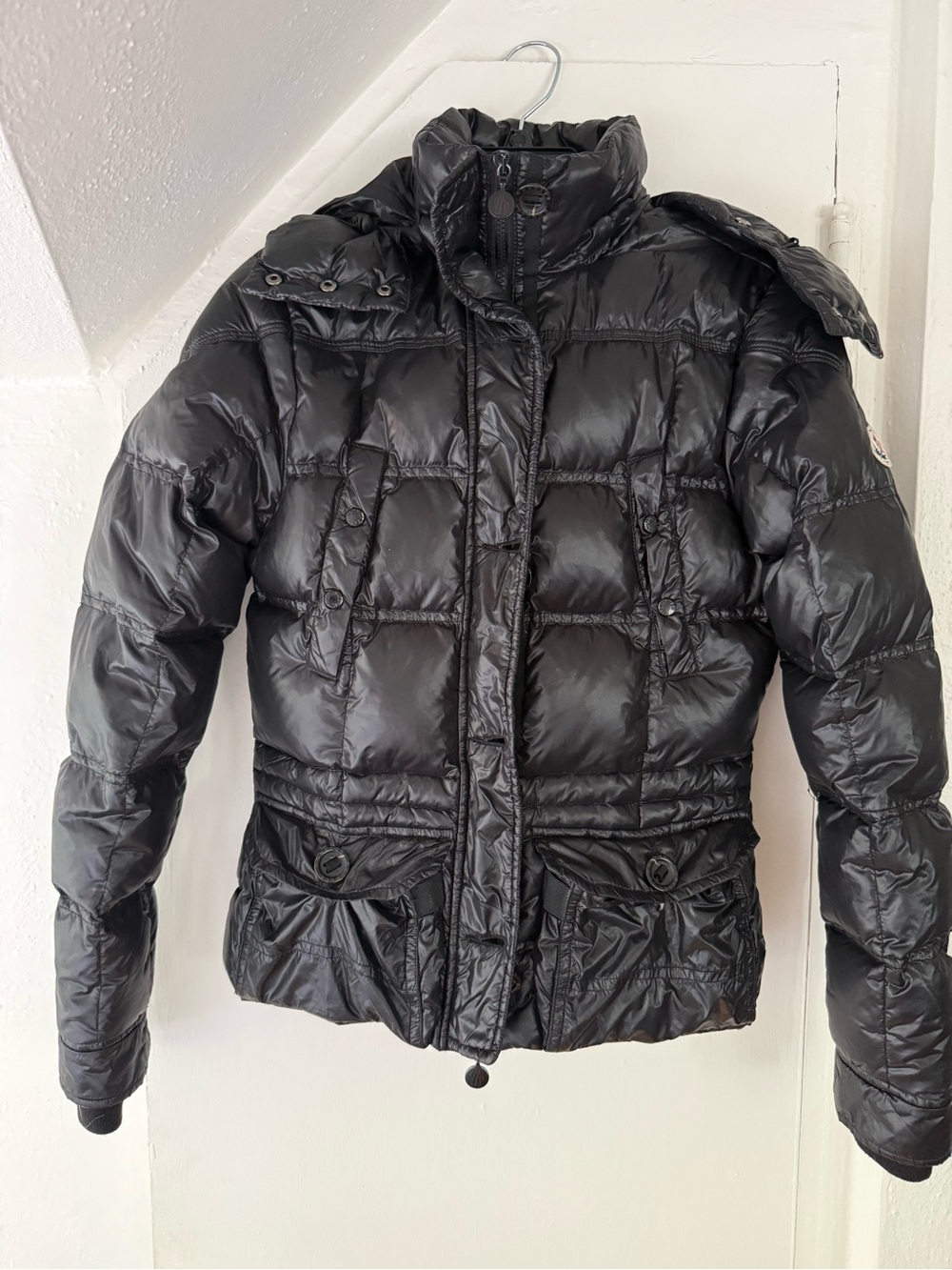 Moncler Women’s Vintage Sauterne Black Down Jacket EU Size 2 US Medium